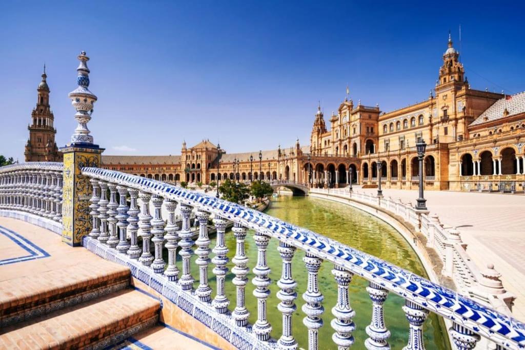 Tipico Y Pintoresco Patio De Vecinos, Con Encanto Sevilla Dış mekan fotoğraf